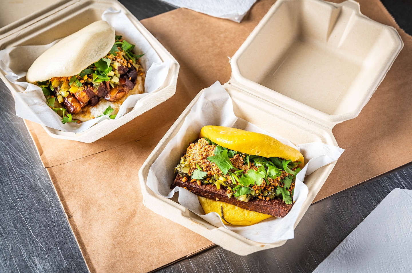 Bao Bei es el abrazo de un chef a la familia, la cultura y los deliciosos bollos de cerdo.