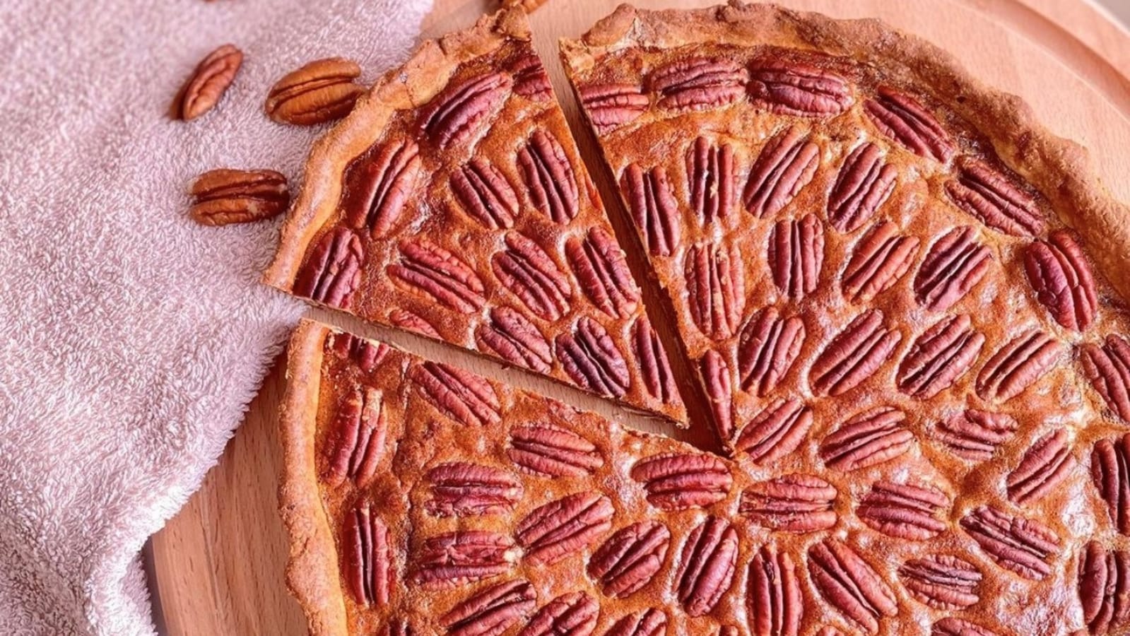 Termine la Pascua de 2023 con una delicia estadounidense de Pecan Nut Pie.  Receta dentro