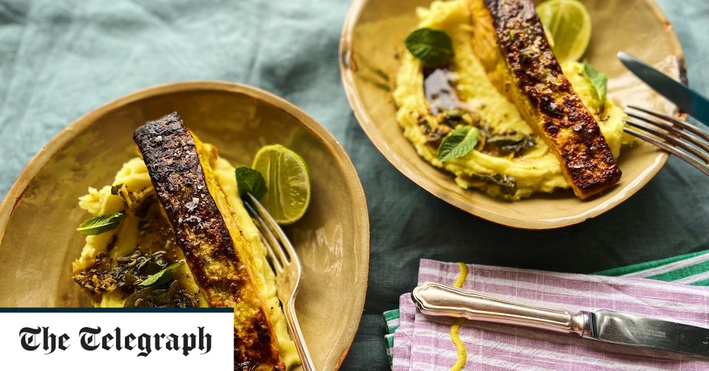 Salmón crujiente con puré de mantequilla al curry