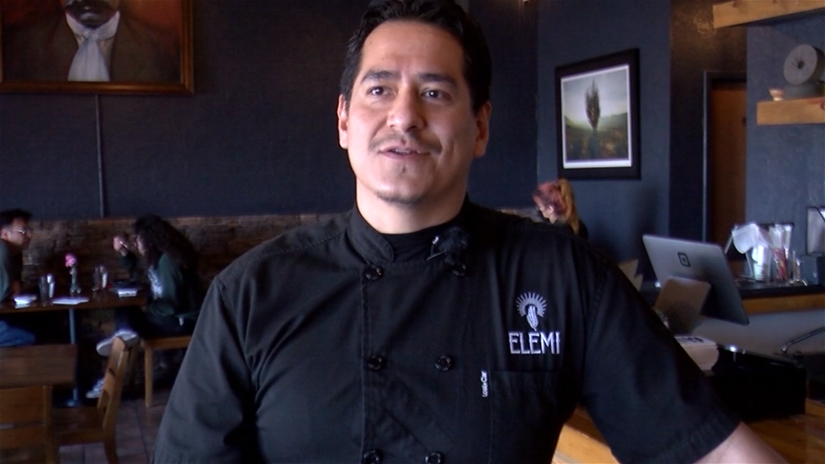 Chef de El Paso nombrado finalista del Premio James Beard