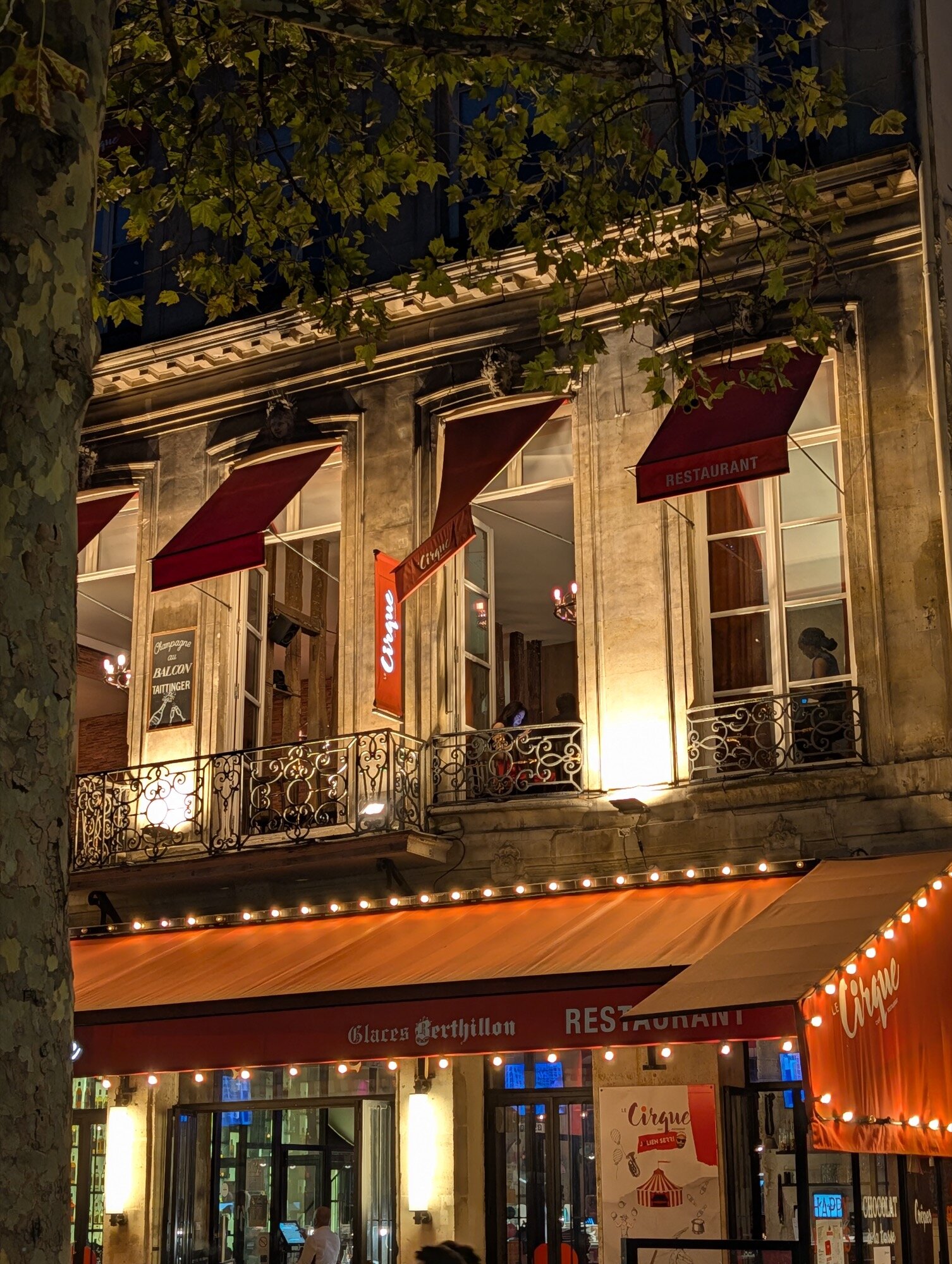 Google Pixel 10 Pro XL Camera Muestra de París 4
