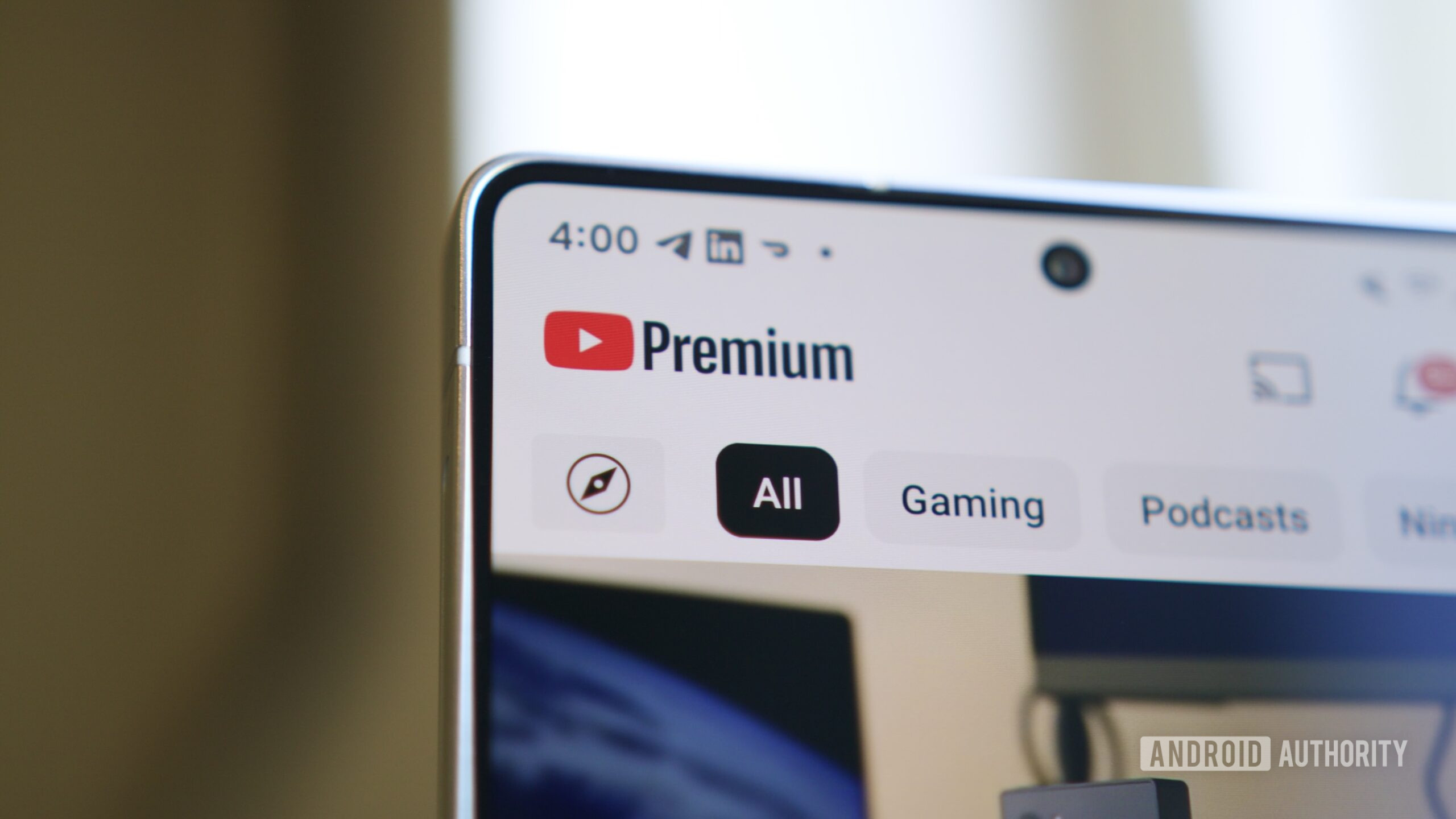 YouTube Premium Light Hands 5 Logotipo premium en la aplicación de YouTube.
