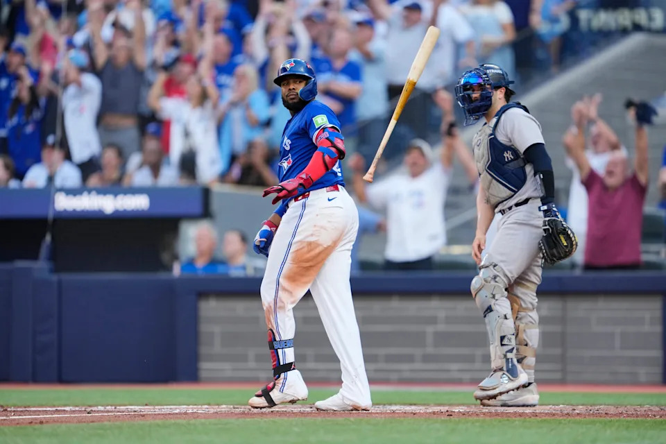 (Mark Blinch/Getty Fig.)