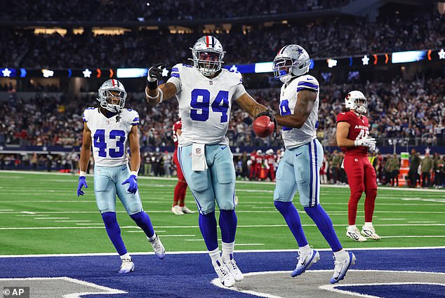 Kneeland anotó su primer touchdown en la NFL el lunes por la noche, apenas dos días antes de su muerte.