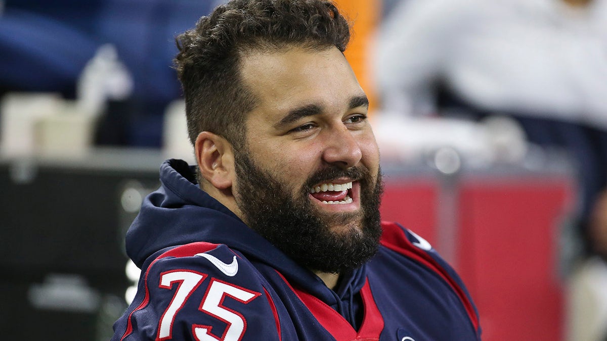 Matt Kalil en la pretemporada 2019