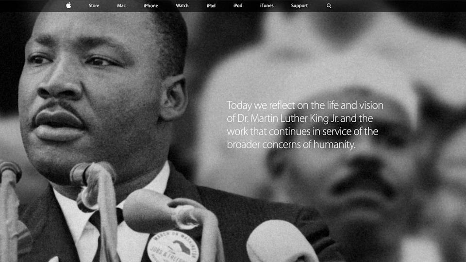 Una imagen del Dr. Martin Luther King Jr. en la página de inicio de Apple (2015)