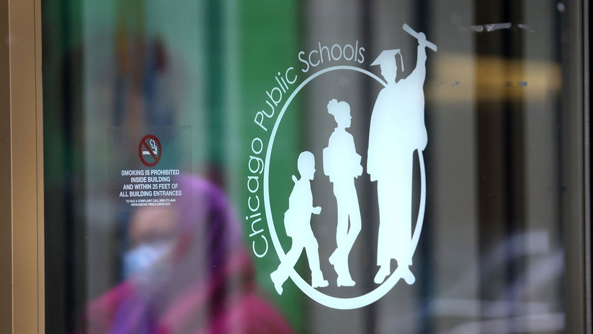 Logotipo de las escuelas públicas de Chicago