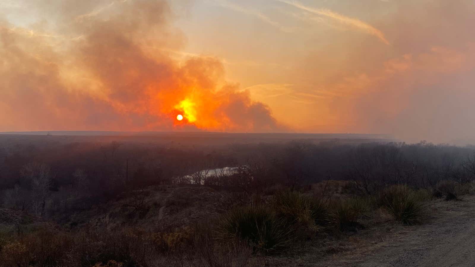 texas_8_ball_fire.jpeg