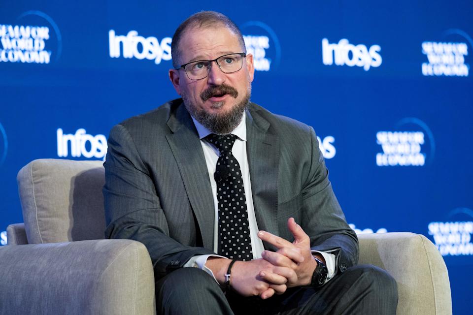Cristiano Amon, presidente y director ejecutivo de Qualcomm, habla durante la conferencia Semaphore World Economy 2026 el 13 de abril de 2026 en Washington, DC. (SAUL LOEB/AFP vía Getty Images)