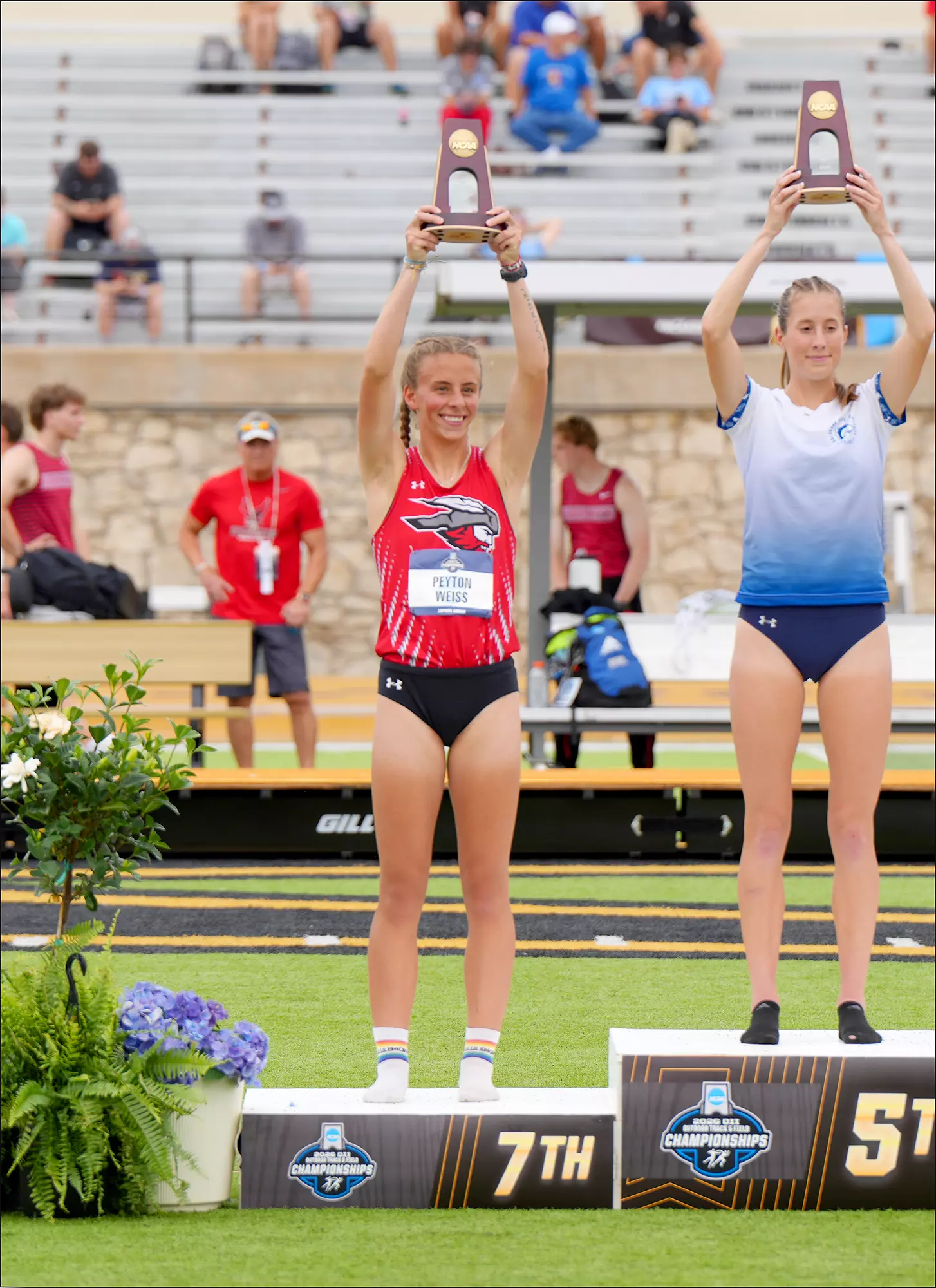 TF-NCAA-Day3-260523-W1500-podium-Weiss_01860