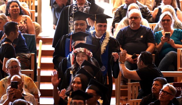 Graduación de la Universidad Estatal de Sonoma, sábado 23 de mayo de 2026, en el Greene Music Center en Rohnert Park. (Kent Porter / The Press Democrat)