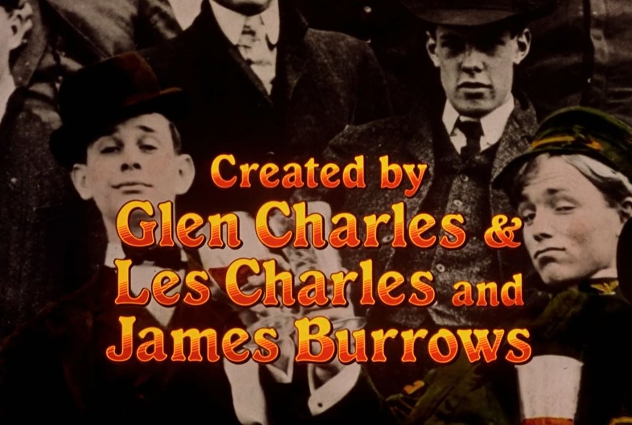 Los créditos iniciales de la comedia Cheers incluyen a Glenn Charles, Les Charles y James Burroughs.